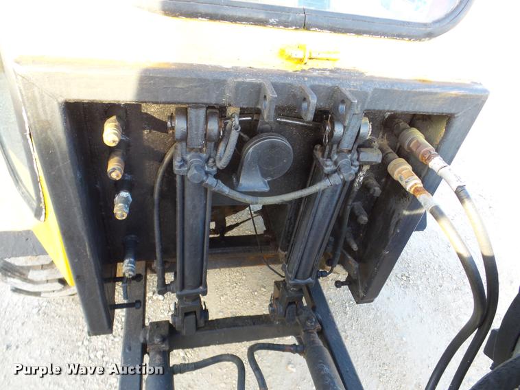 image for item DB5292 Trackless MT municipal tractor