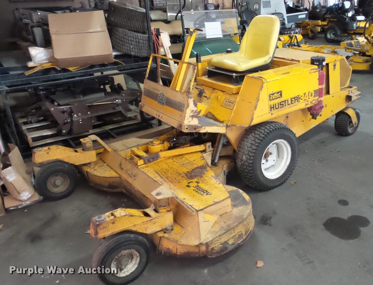 image for item DF9063 Hustler 340 ZTR lawn mower