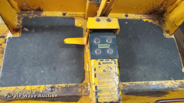 image for item DF9063 Hustler 340 ZTR lawn mower