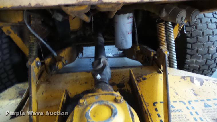 image for item DF9063 Hustler 340 ZTR lawn mower