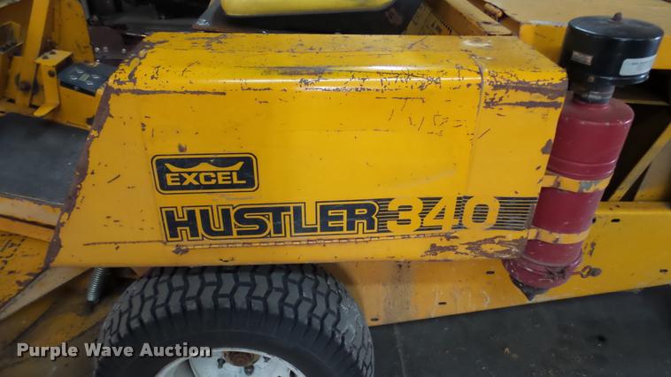 image for item DF9063 Hustler 340 ZTR lawn mower