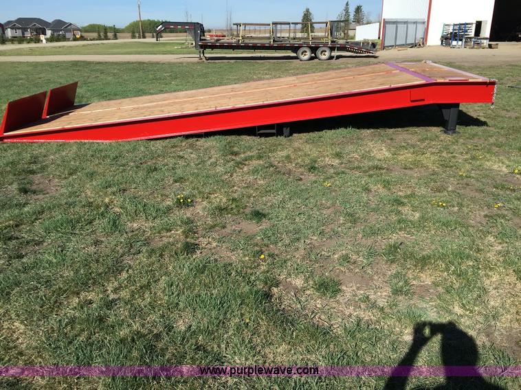image for item F1650 Canramp loading dock