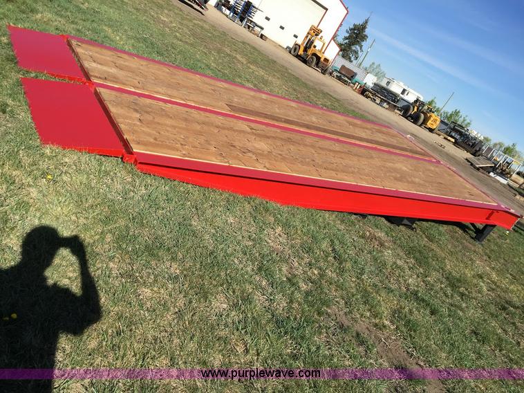 image for item F1650 Canramp loading dock