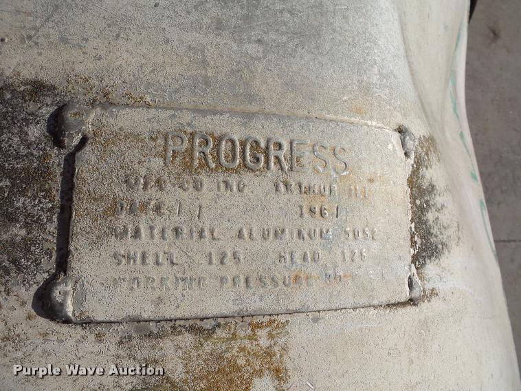 image for item J1598 Aluminum water tank