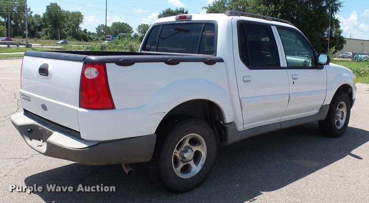 image for item J4825 2003 Ford Explorer Sport Trac XLT SUV