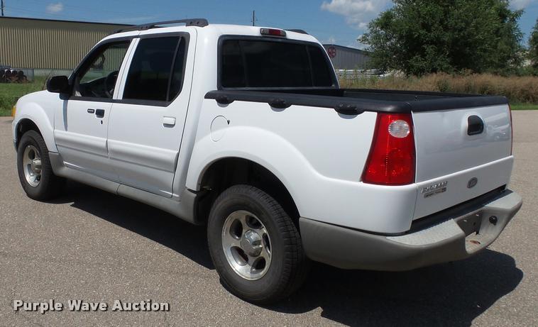 image for item J4825 2003 Ford Explorer Sport Trac XLT SUV