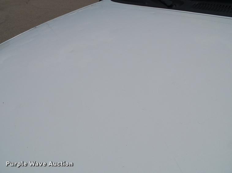 image for item J4825 2003 Ford Explorer Sport Trac XLT SUV