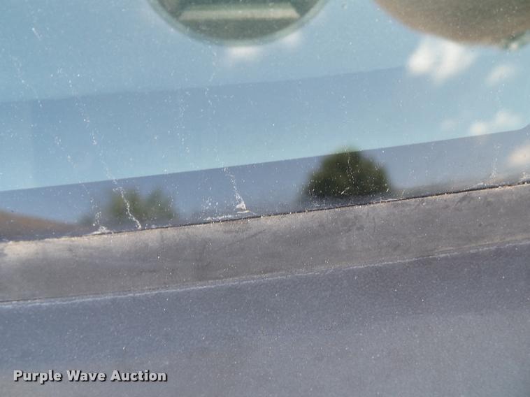 image for item J4825 2003 Ford Explorer Sport Trac XLT SUV