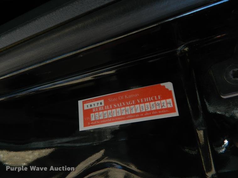 image for item J5034 2000 Chevrolet 1500 Ext. Cab pickup truck