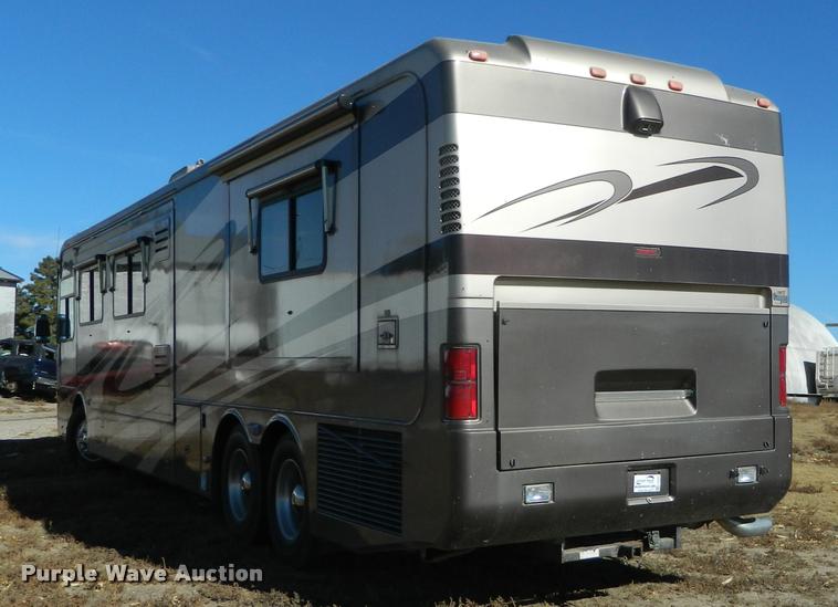 image for item J5035 2004 Monaco Dynasty Princess RV