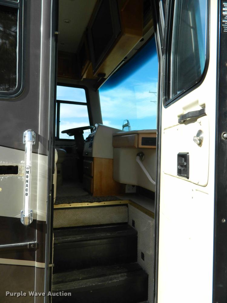 image for item J5035 2004 Monaco Dynasty Princess RV