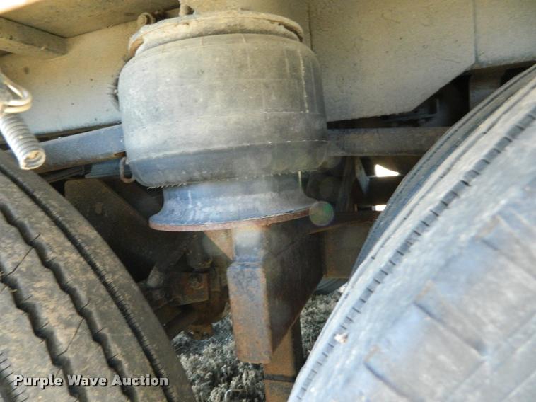 image for item J5035 2004 Monaco Dynasty Princess RV