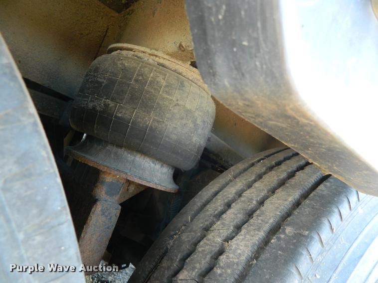 image for item J5035 2004 Monaco Dynasty Princess RV