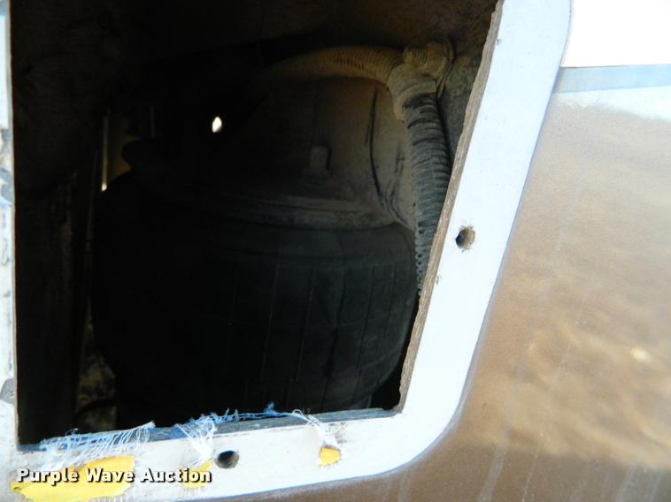 image for item J5035 2004 Monaco Dynasty Princess RV