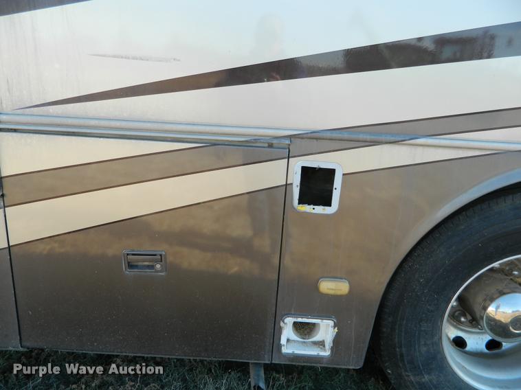 image for item J5035 2004 Monaco Dynasty Princess RV