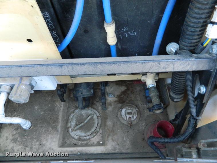 image for item J5035 2004 Monaco Dynasty Princess RV