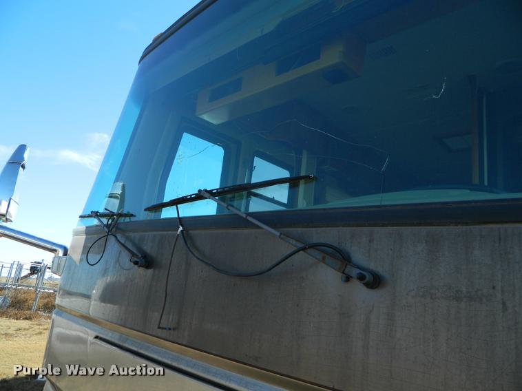 image for item J5035 2004 Monaco Dynasty Princess RV