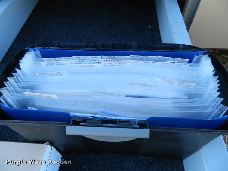 image for item J5035 2004 Monaco Dynasty Princess RV