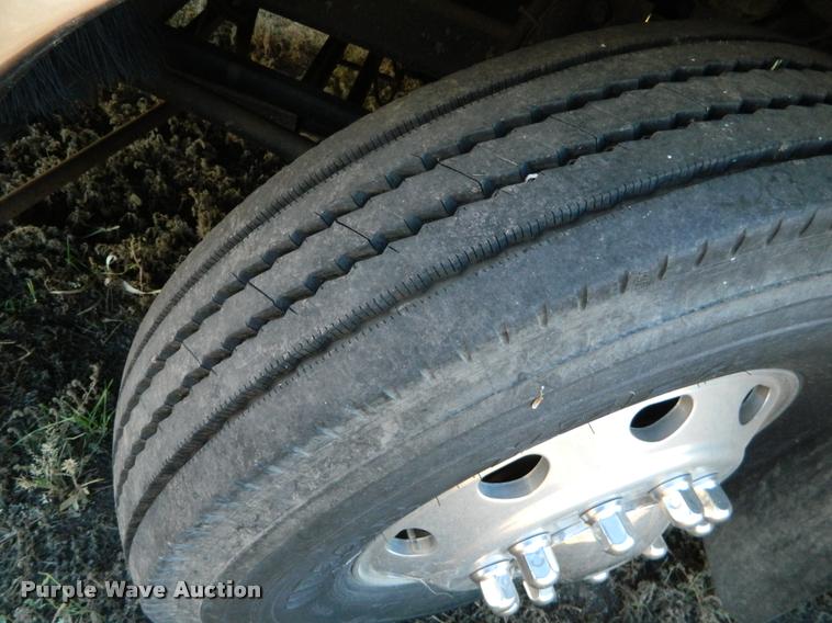 image for item J5035 2004 Monaco Dynasty Princess RV