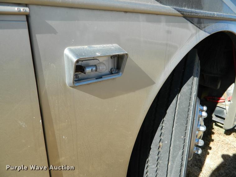 image for item J5035 2004 Monaco Dynasty Princess RV