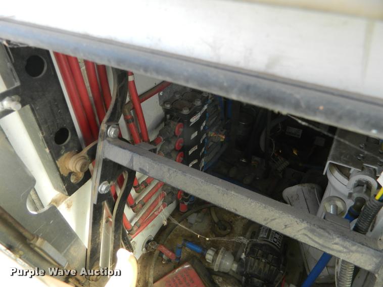 image for item J5035 2004 Monaco Dynasty Princess RV