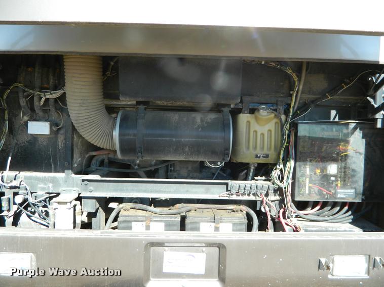 image for item J5035 2004 Monaco Dynasty Princess RV