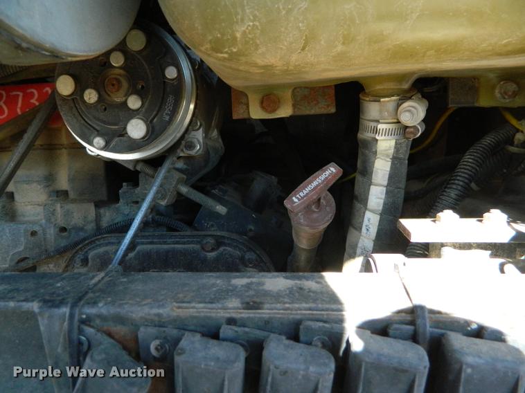 image for item J5035 2004 Monaco Dynasty Princess RV