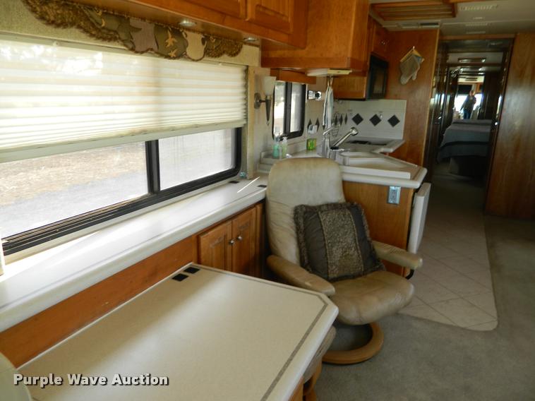 image for item J5035 2004 Monaco Dynasty Princess RV