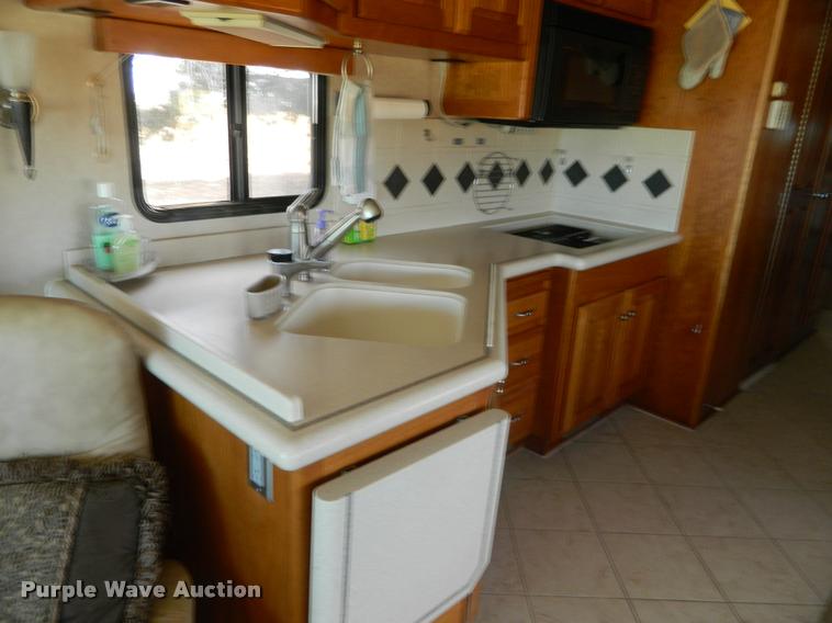 image for item J5035 2004 Monaco Dynasty Princess RV