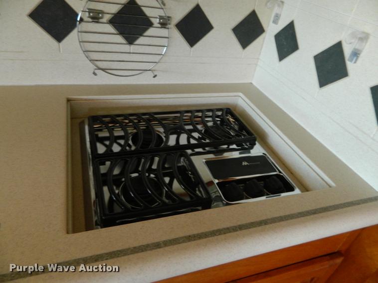 image for item J5035 2004 Monaco Dynasty Princess RV