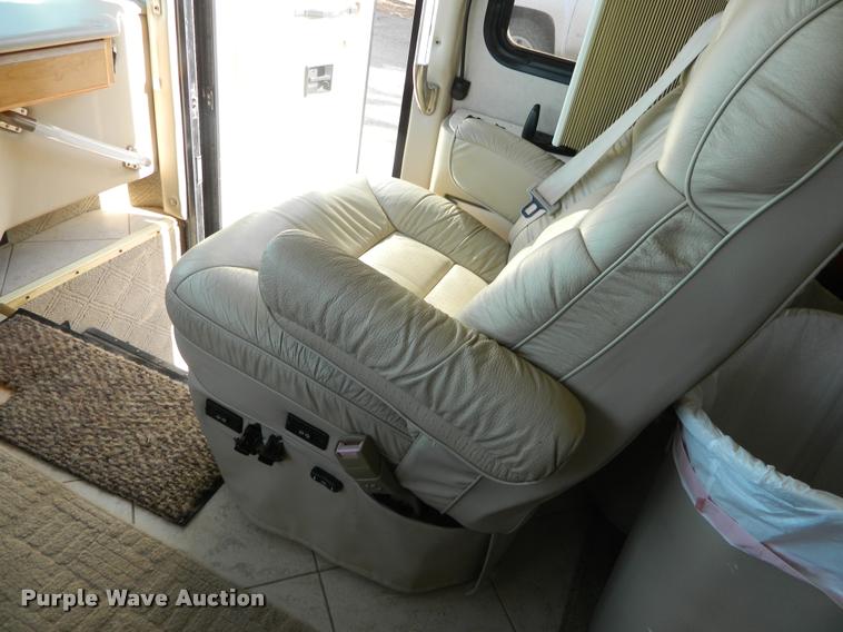 image for item J5035 2004 Monaco Dynasty Princess RV