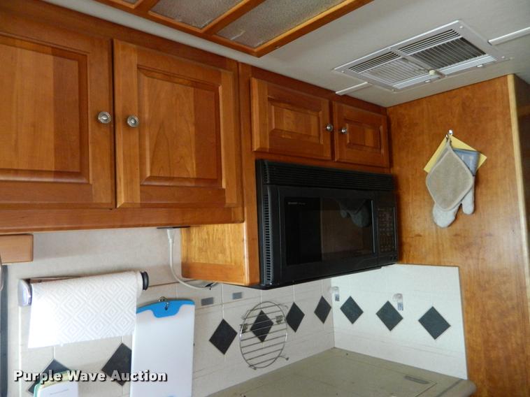 image for item J5035 2004 Monaco Dynasty Princess RV