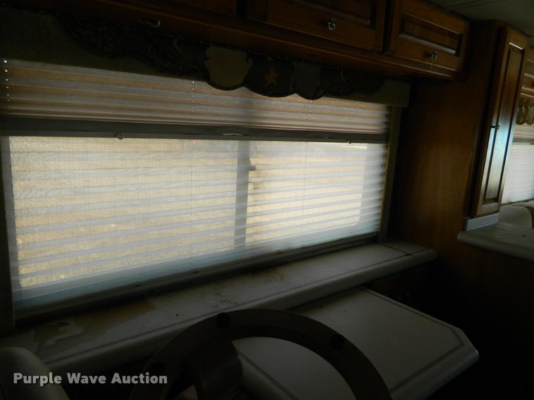 image for item J5035 2004 Monaco Dynasty Princess RV