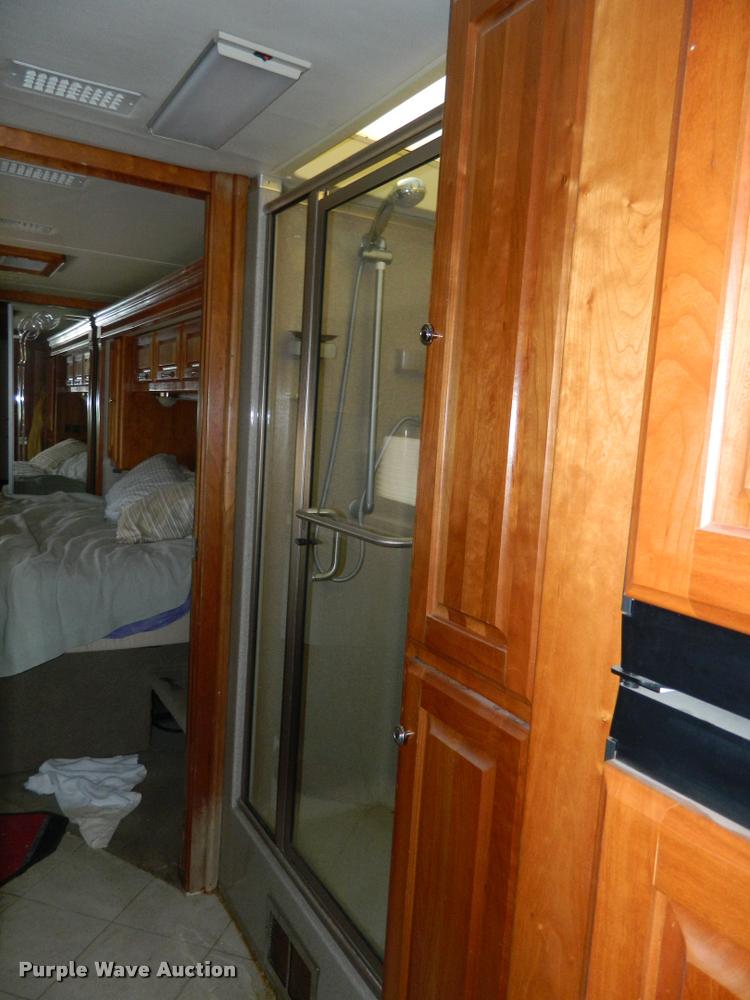 image for item J5035 2004 Monaco Dynasty Princess RV