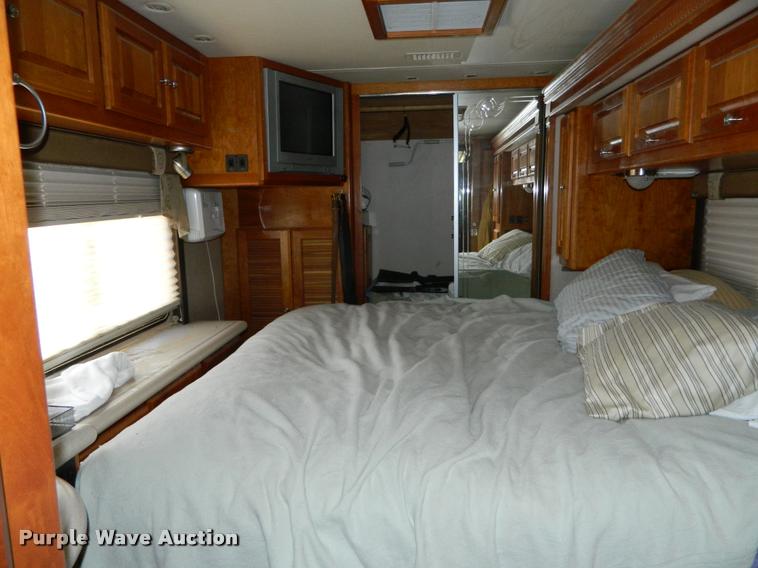 image for item J5035 2004 Monaco Dynasty Princess RV