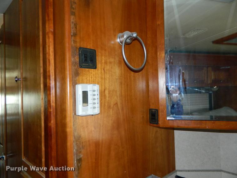 image for item J5035 2004 Monaco Dynasty Princess RV