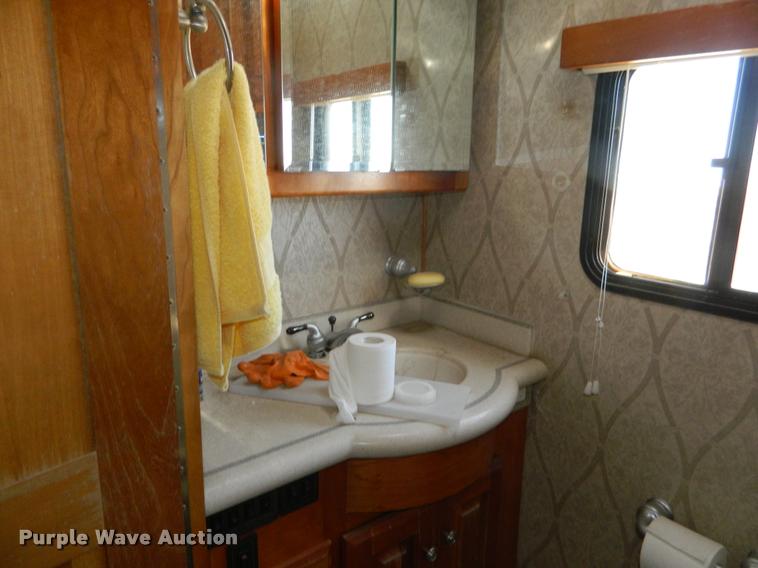 image for item J5035 2004 Monaco Dynasty Princess RV