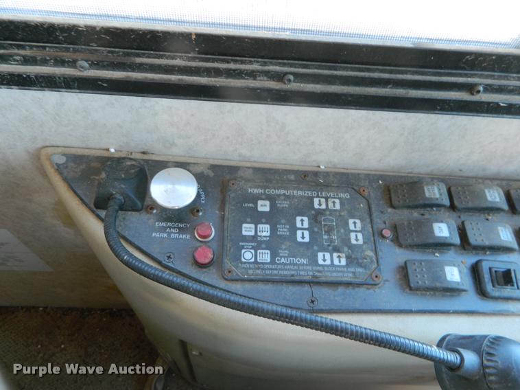 image for item J5035 2004 Monaco Dynasty Princess RV