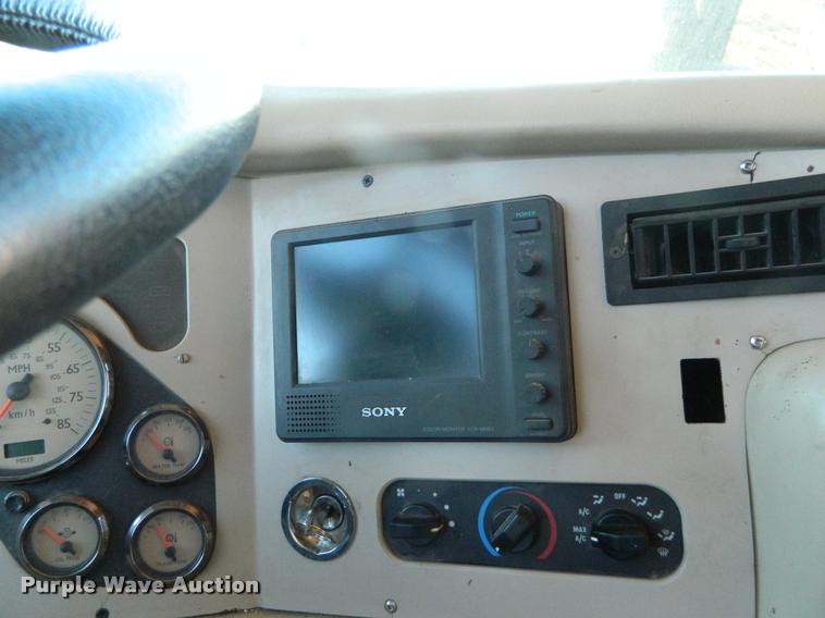 image for item J5035 2004 Monaco Dynasty Princess RV