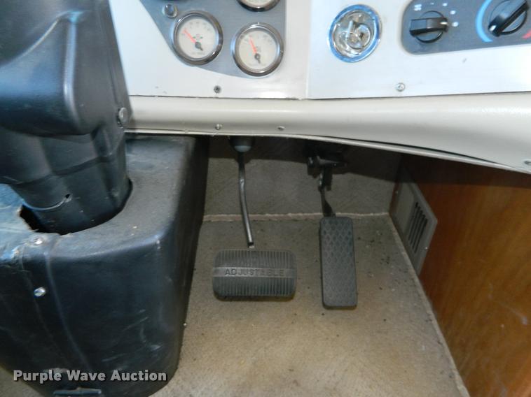 image for item J5035 2004 Monaco Dynasty Princess RV