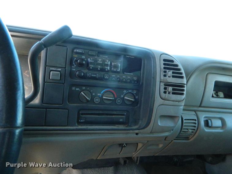 image for item J5039 1997 Chevrolet 3500 Crew Cab pickup truck