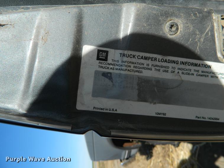 image for item J5041 1987 Chevrolet S10 pickup truck