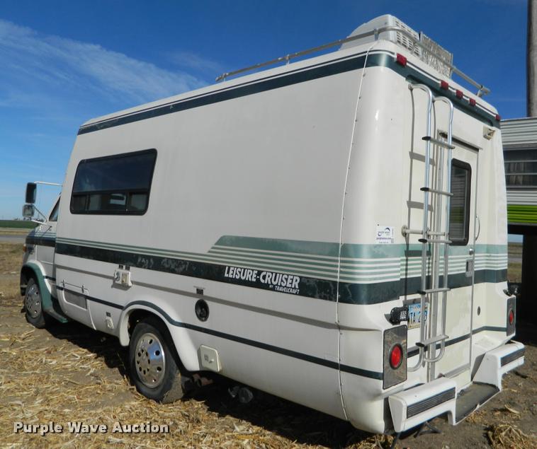 image for item J5045 1989 Chevrolet G30 Leisure-Cruiser Travelcraft RV