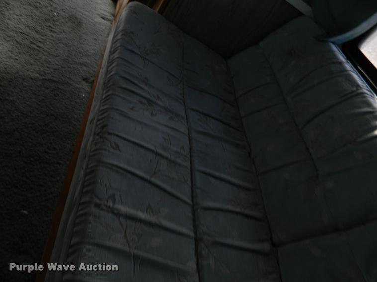 image for item J5045 1989 Chevrolet G30 Leisure-Cruiser Travelcraft RV