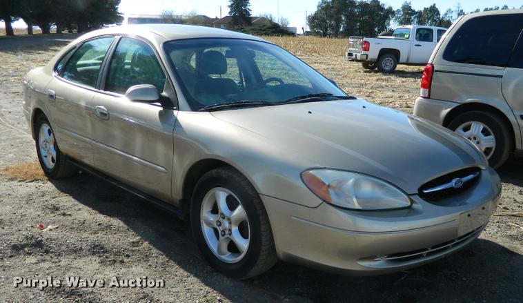 image for item J5052 2000 Ford Taurus SE