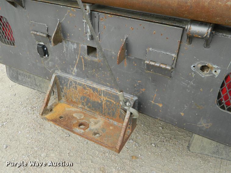 image for item J5055 2002 Dodge Ram 3500 flatbed pickup truck