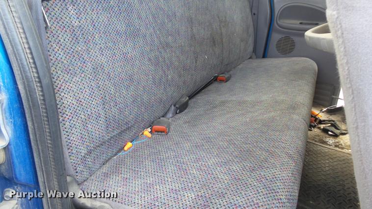 image for item J5725 2001 Dodge Ram 2500 Laramie SLT Quad Cab flatbed pickup truck