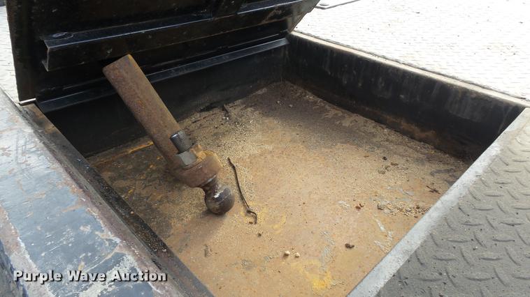 image for item J5725 2001 Dodge Ram 2500 Laramie SLT Quad Cab flatbed pickup truck