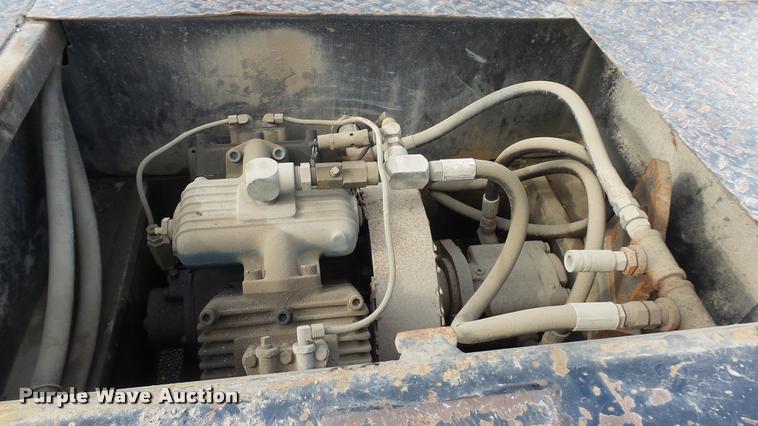 image for item J5725 2001 Dodge Ram 2500 Laramie SLT Quad Cab flatbed pickup truck