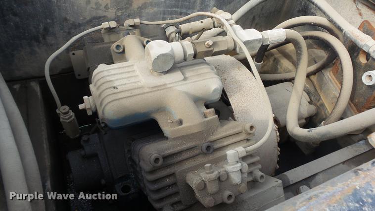 image for item J5725 2001 Dodge Ram 2500 Laramie SLT Quad Cab flatbed pickup truck